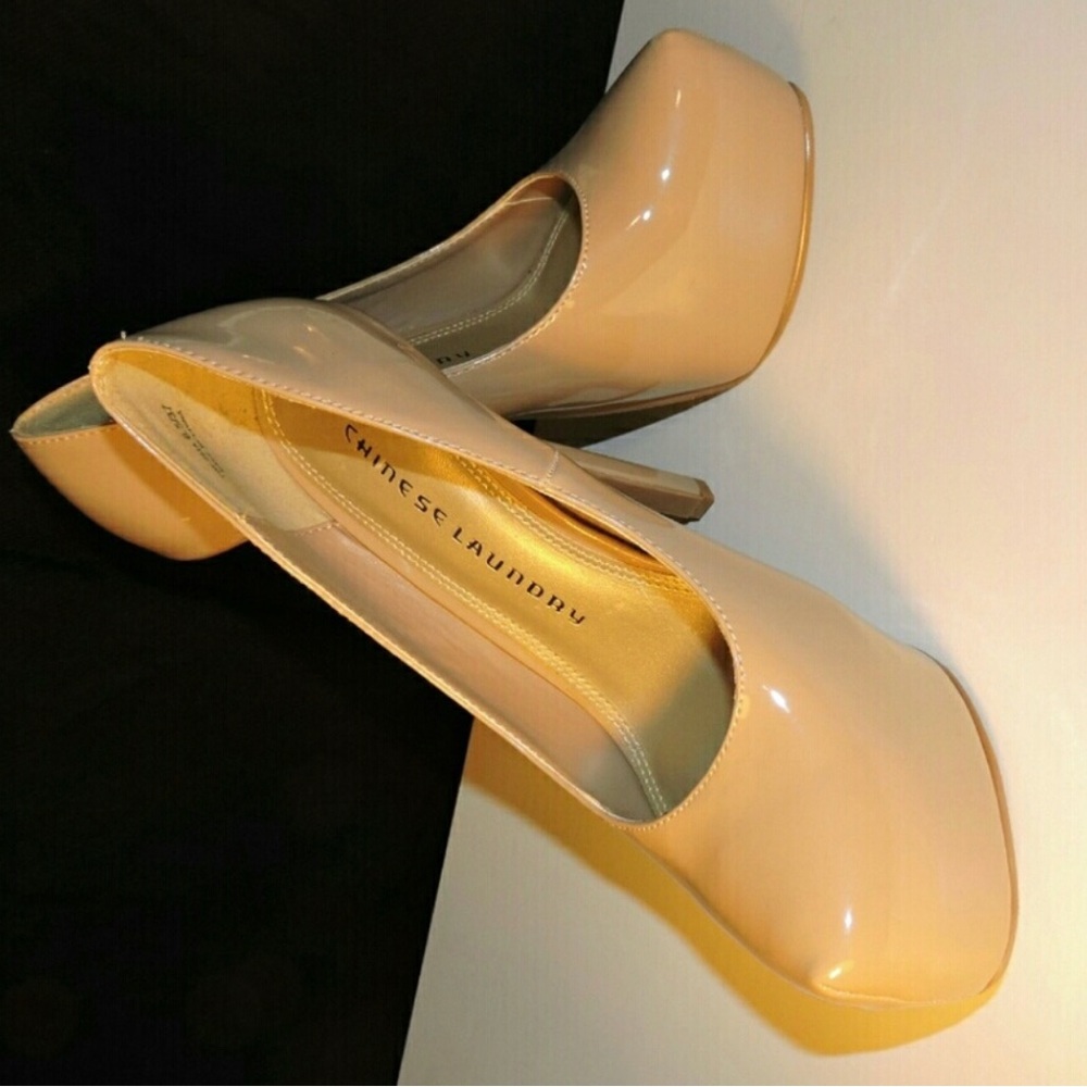 Nude Pumps - image 3